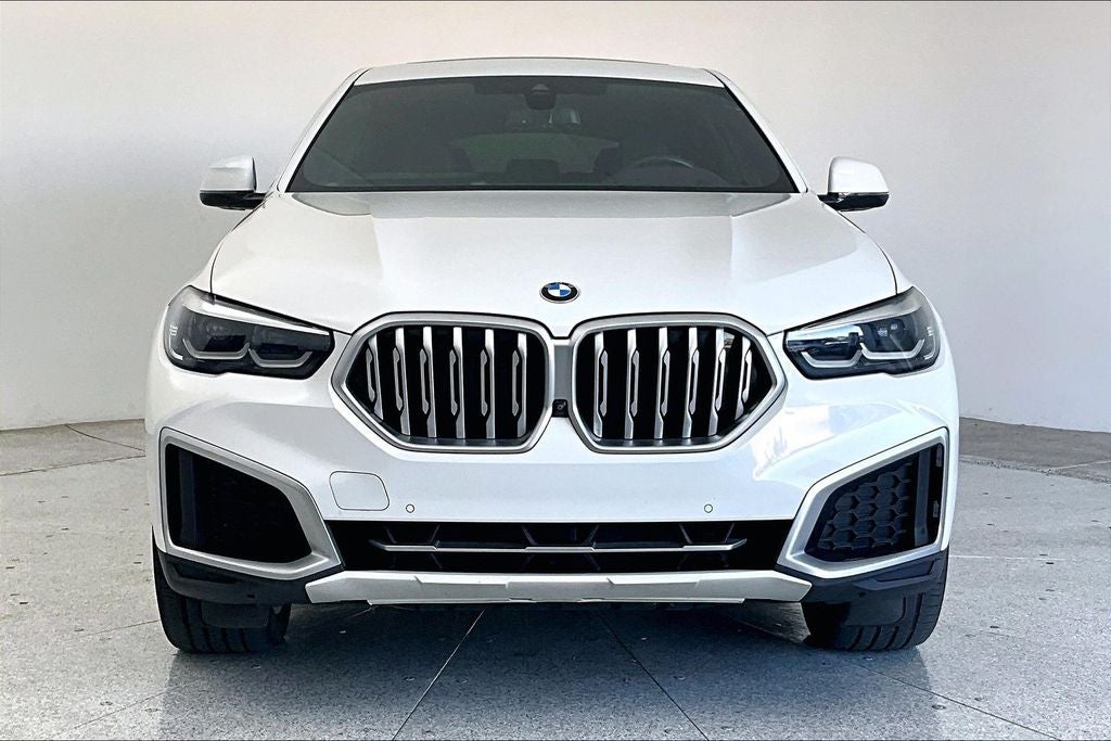 2023 BMW X6 xDrive40i