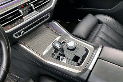 2022 BMW X6 M50i