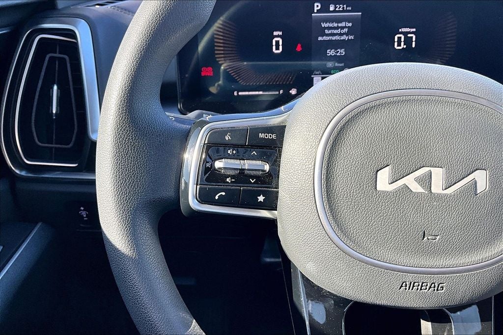 2025 Kia Sorento LX