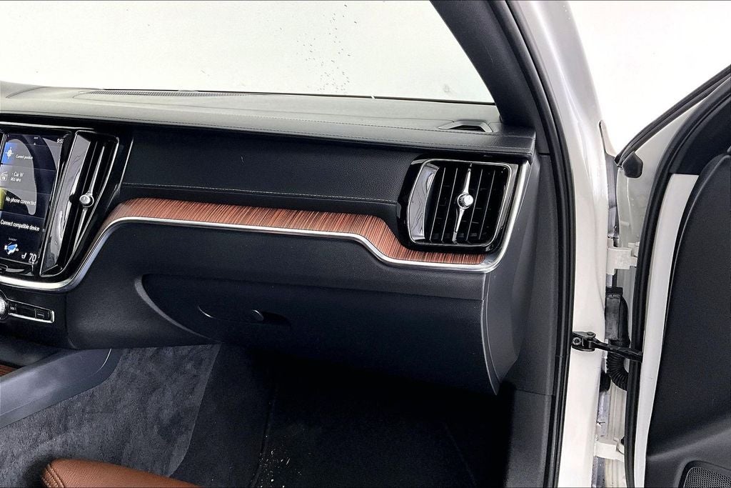 2022 Volvo S60 B5 Inscription