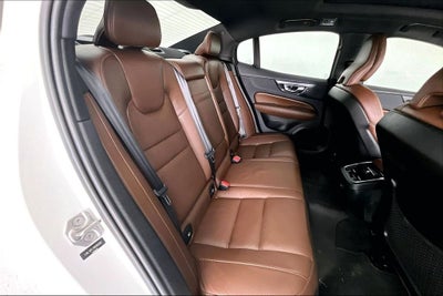 2022 Volvo S60 B5 Inscription