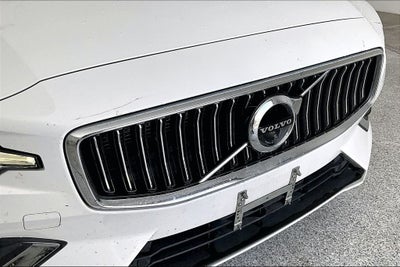 2022 Volvo S60 B5 Inscription