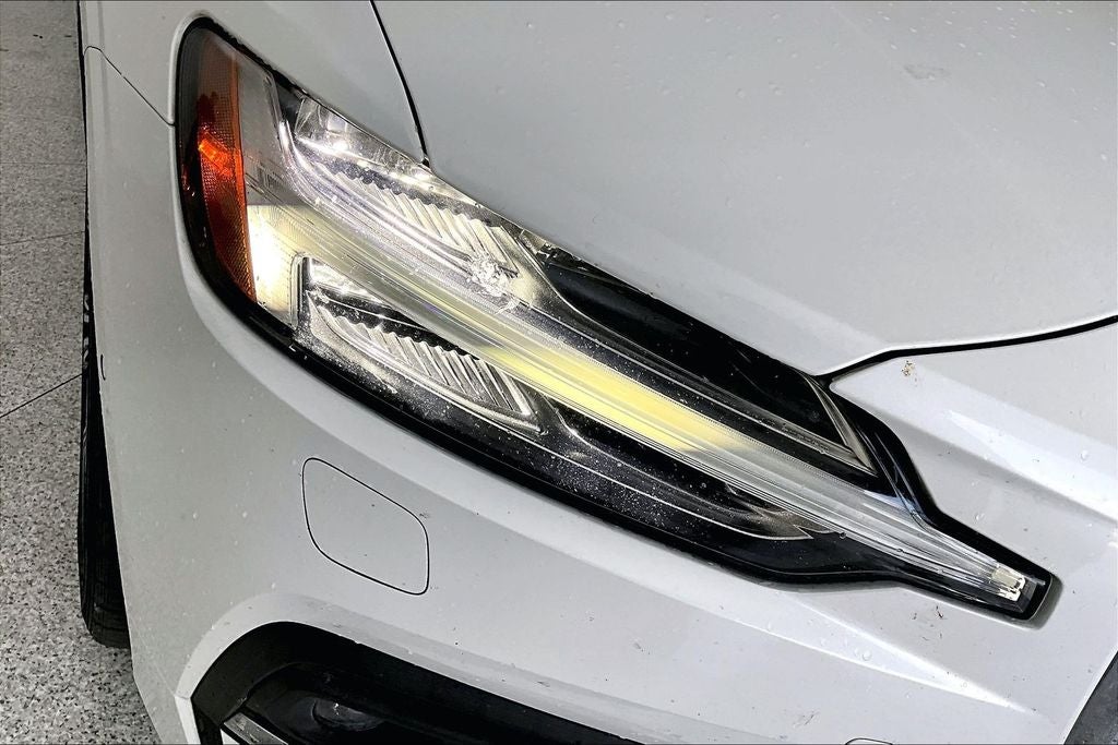 2022 Volvo S60 B5 Inscription