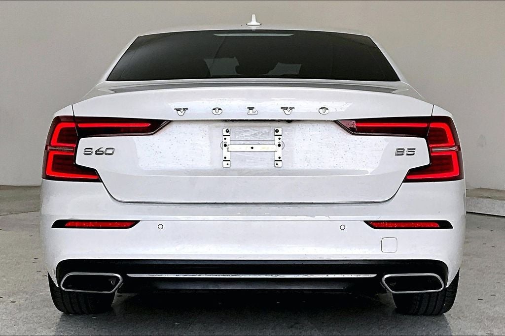 2022 Volvo S60 B5 Inscription