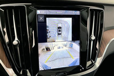 2024 Volvo S60 B5 Plus Dark Theme