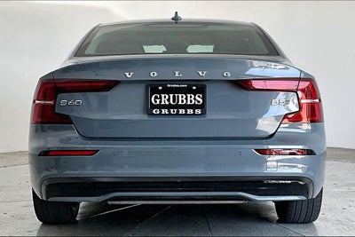 2024 Volvo S60 B5 Plus Dark Theme