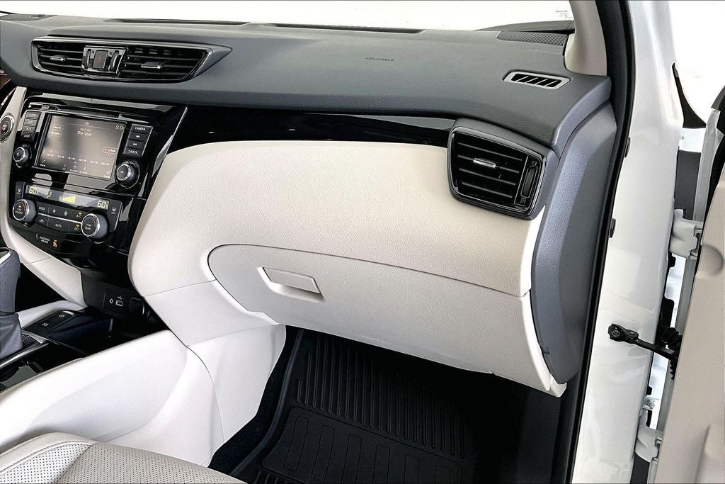 2022 Nissan Rogue Sport SL