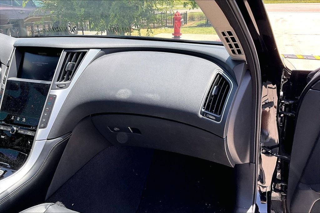 2023 INFINITI Q50 LUXE