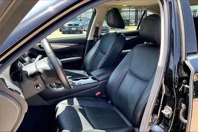 2023 INFINITI Q50 LUXE
