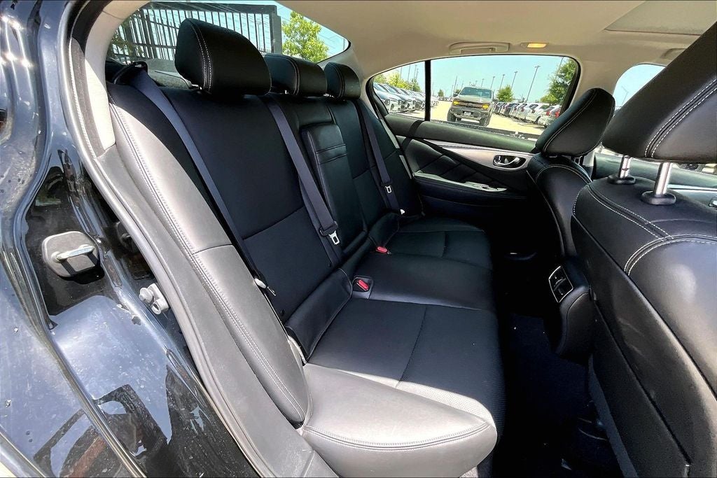 2023 INFINITI Q50 LUXE