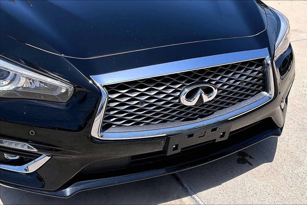 2023 INFINITI Q50 LUXE