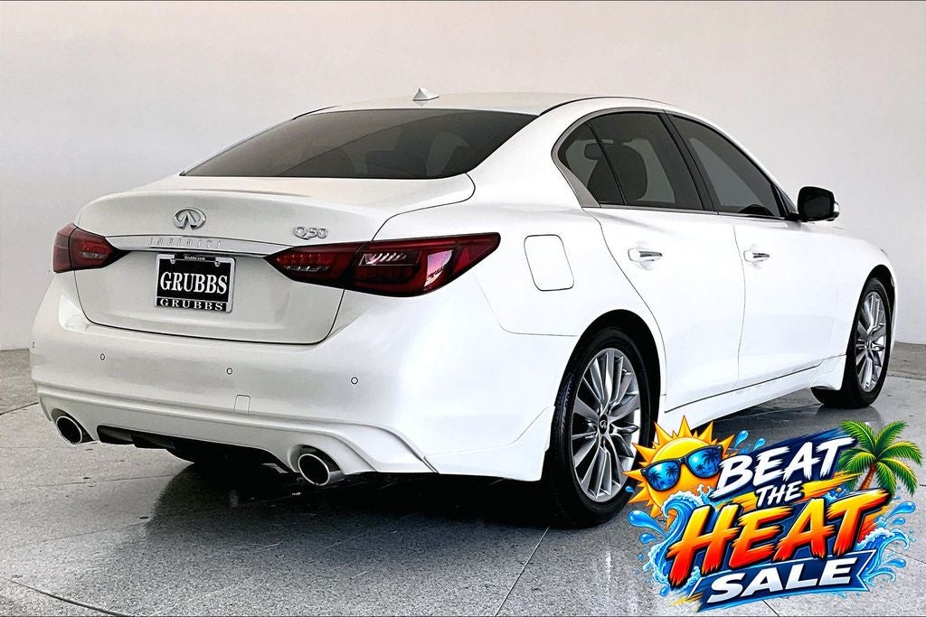 2023 INFINITI Q50 LUXE