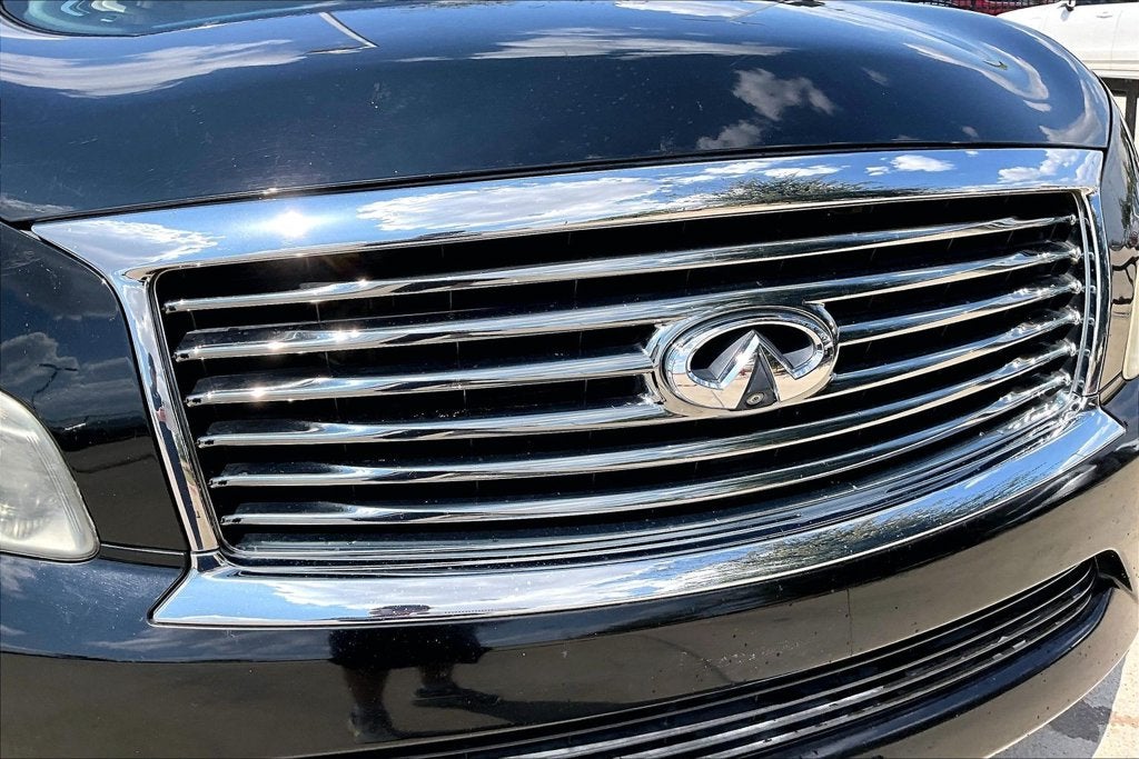 2011 INFINITI QX56 Base