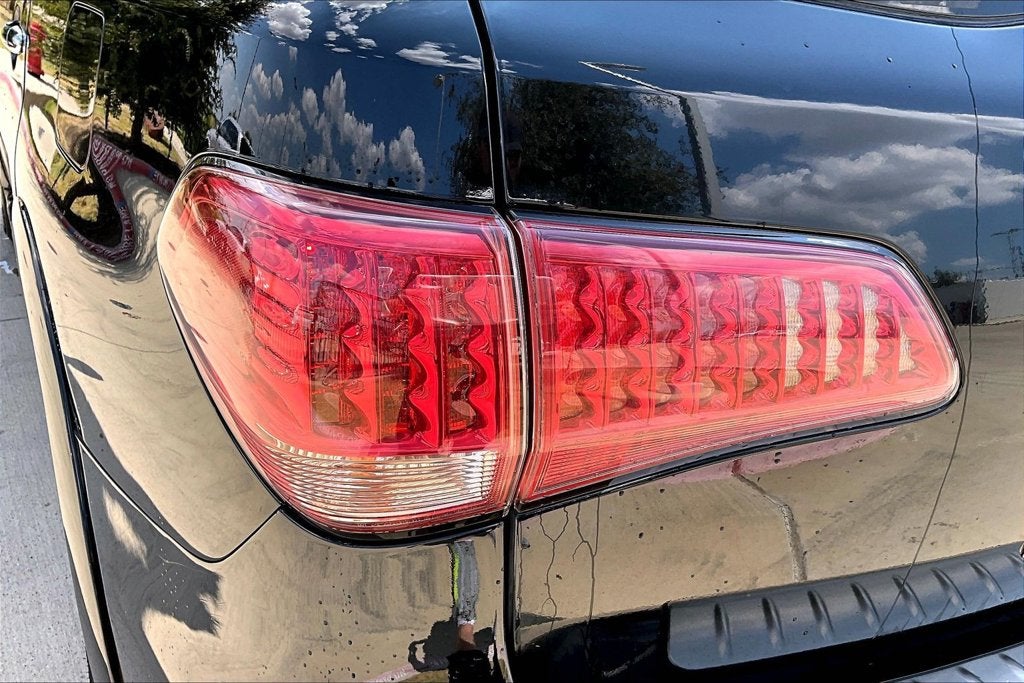 2011 INFINITI QX56 Base