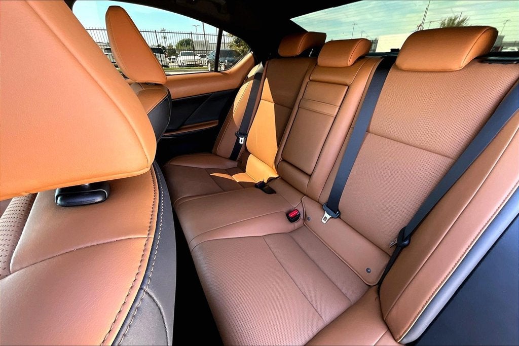 2021 Lexus IS 300