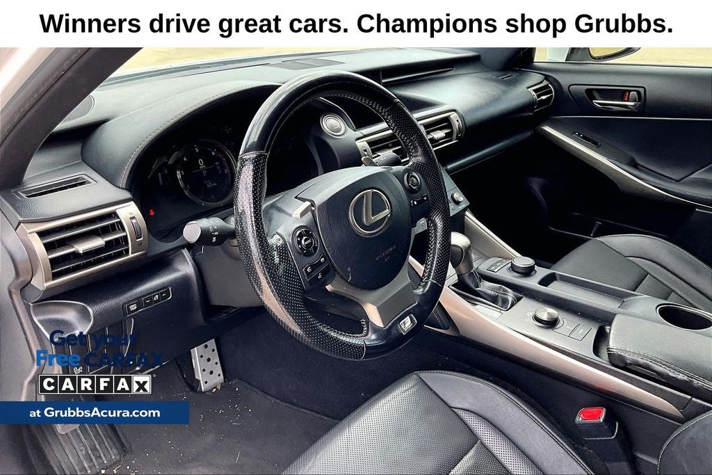 2016 Lexus IS 200t F-Sport