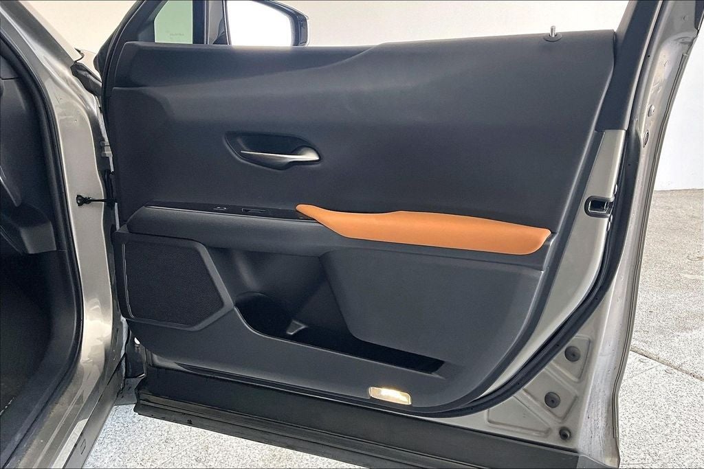 2021 Lexus UX 200 Base