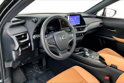 2025 Lexus UX 300h Premium