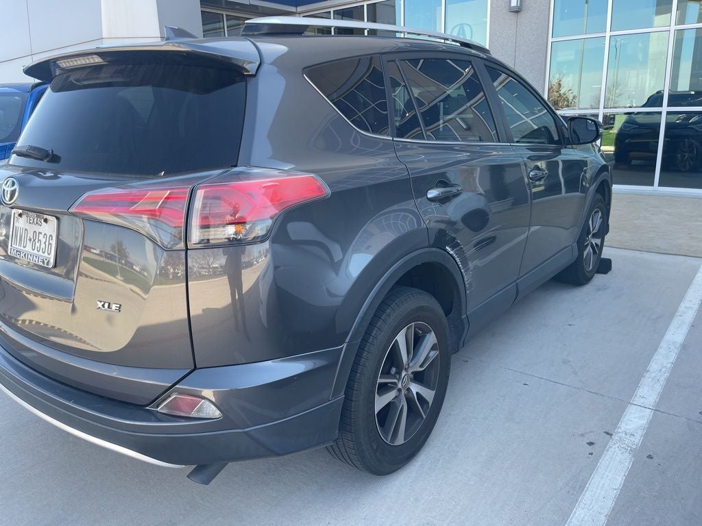 2016 Toyota RAV4 XLE