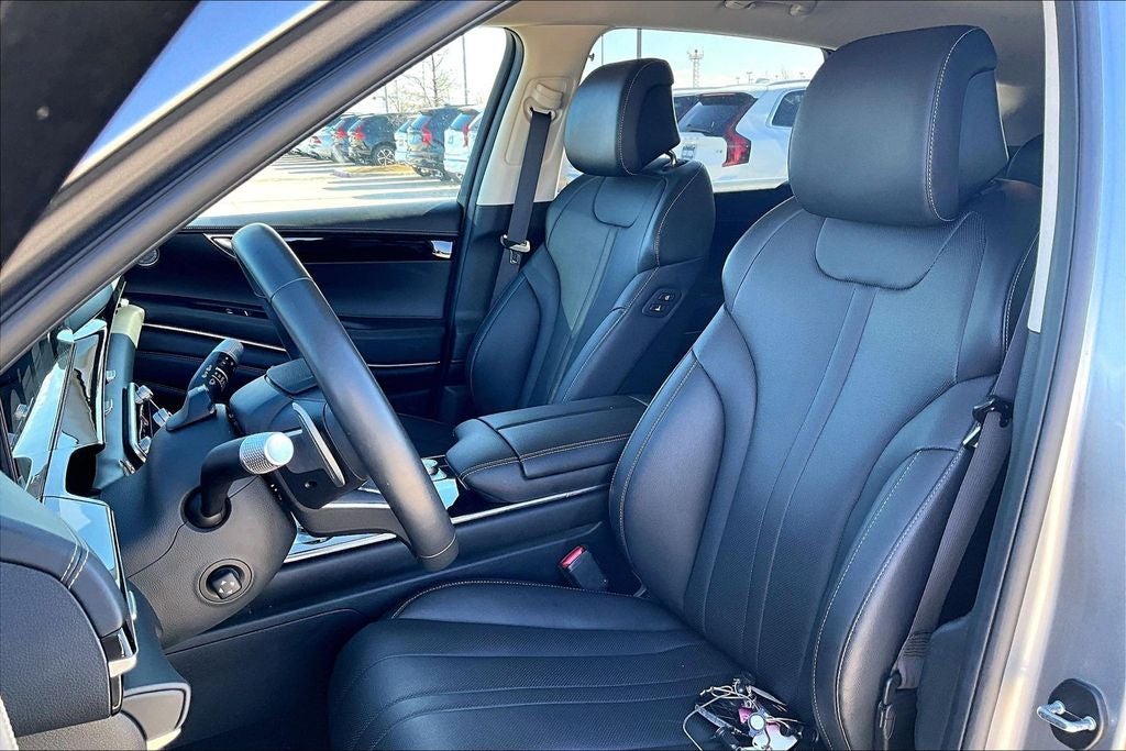 2025 Genesis GV80 2.5T
