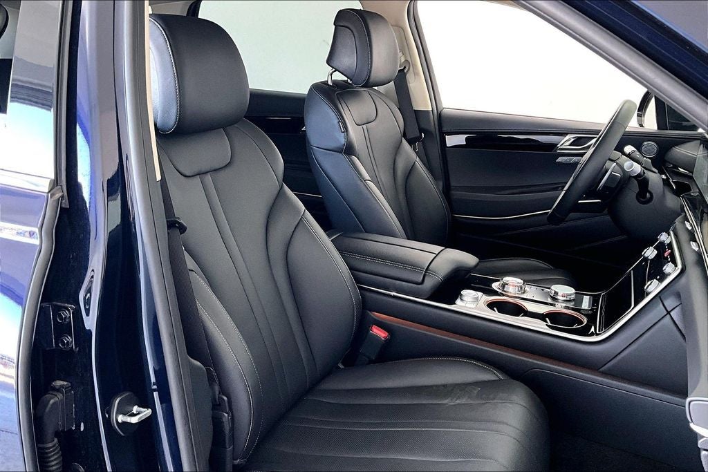 2025 Genesis GV80 2.5T