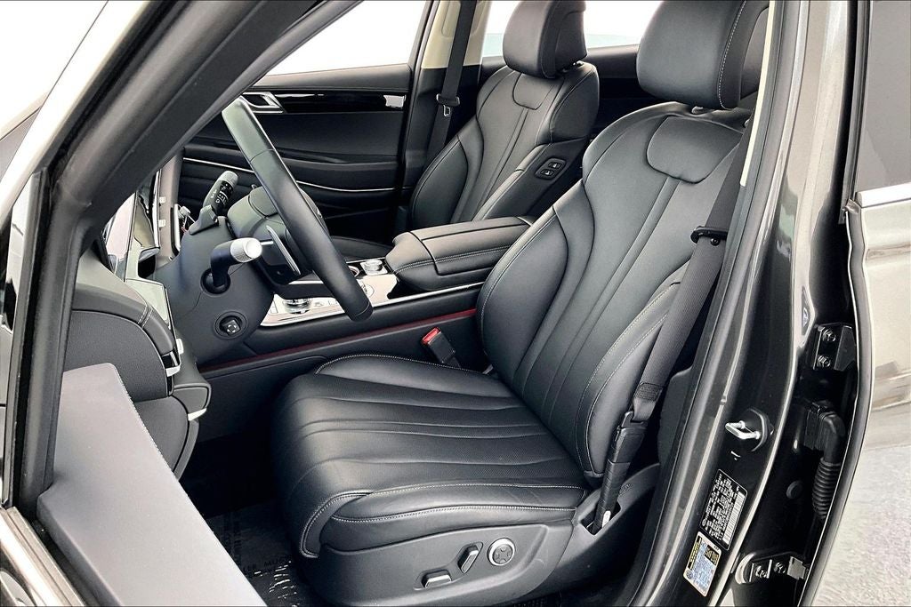 2025 Genesis GV80 2.5T
