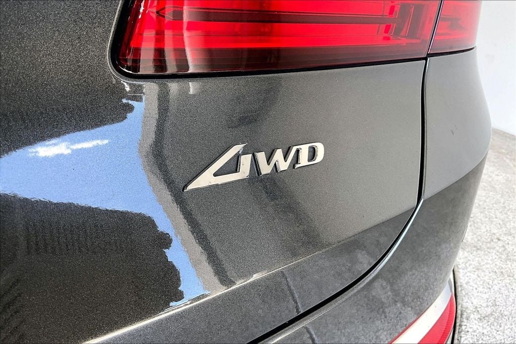 2025 Genesis GV80 2.5T