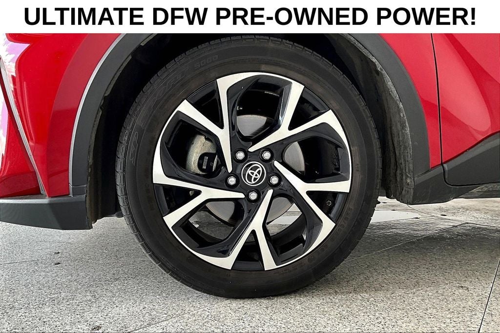 2022 Toyota C-HR XLE