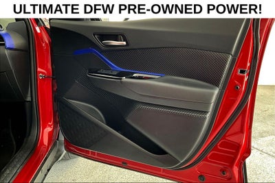 2022 Toyota C-HR XLE