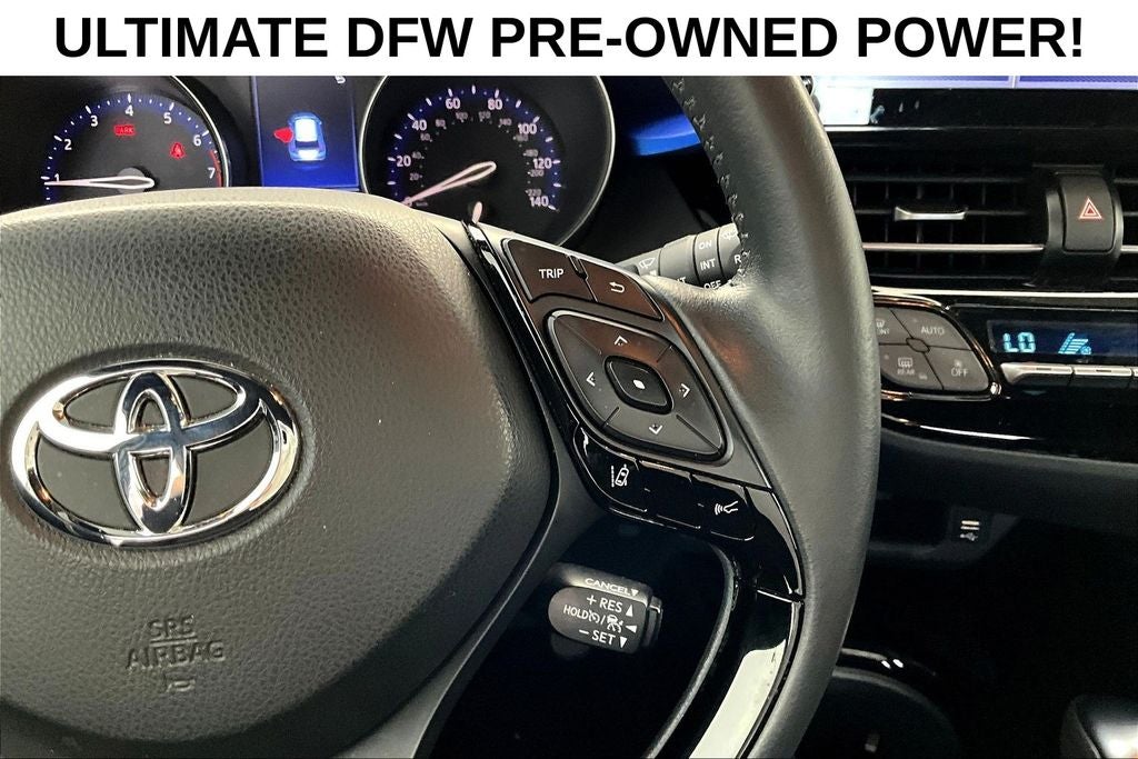 2022 Toyota C-HR XLE