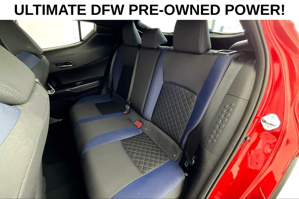 2022 Toyota C-HR XLE