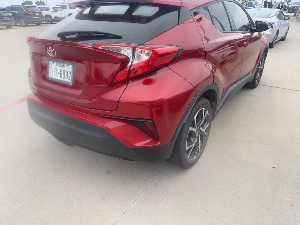 2022 Toyota C-HR XLE