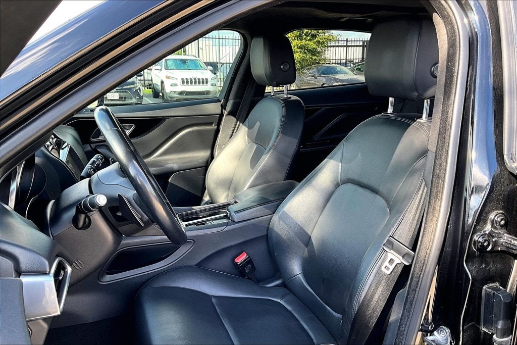 2020 Jaguar F-PACE 25t Premium