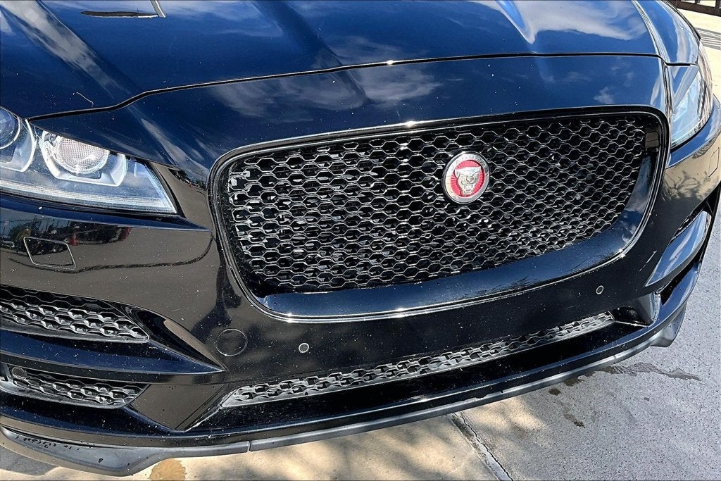 2020 Jaguar F-PACE 25t Premium