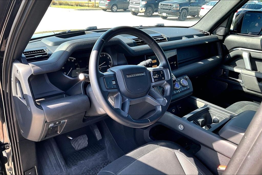 2023 Land Rover Defender 110 X-Dynamic SE