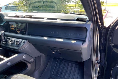2023 Land Rover Defender 110 X-Dynamic SE