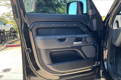 2023 Land Rover Defender 110 X-Dynamic SE