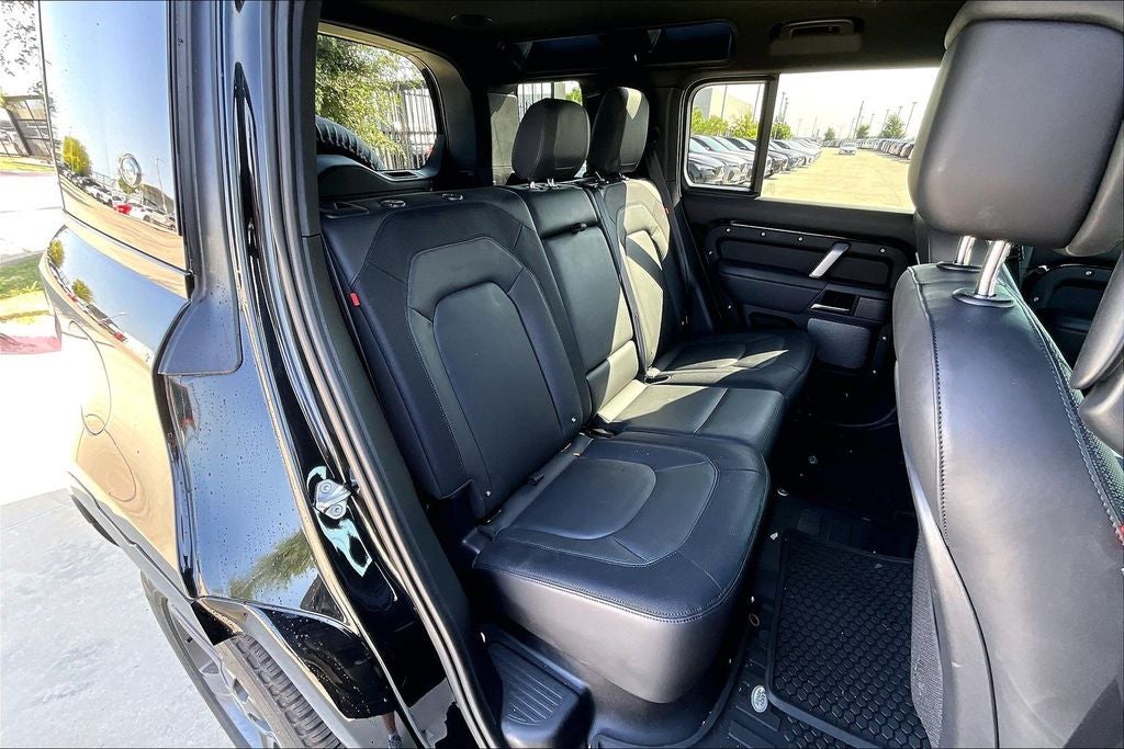 2023 Land Rover Defender 110 X-Dynamic SE