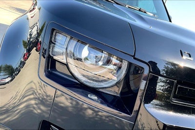2023 Land Rover Defender 110 X-Dynamic SE