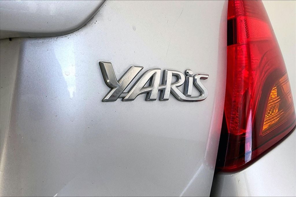 2016 Toyota Yaris L
