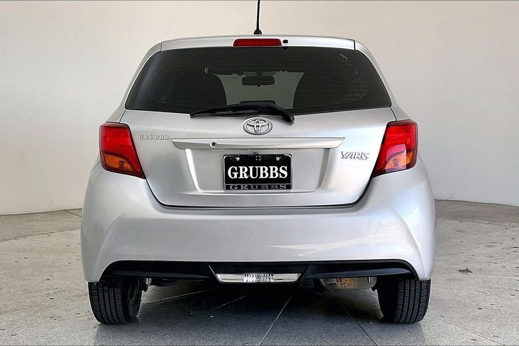 2016 Toyota Yaris L