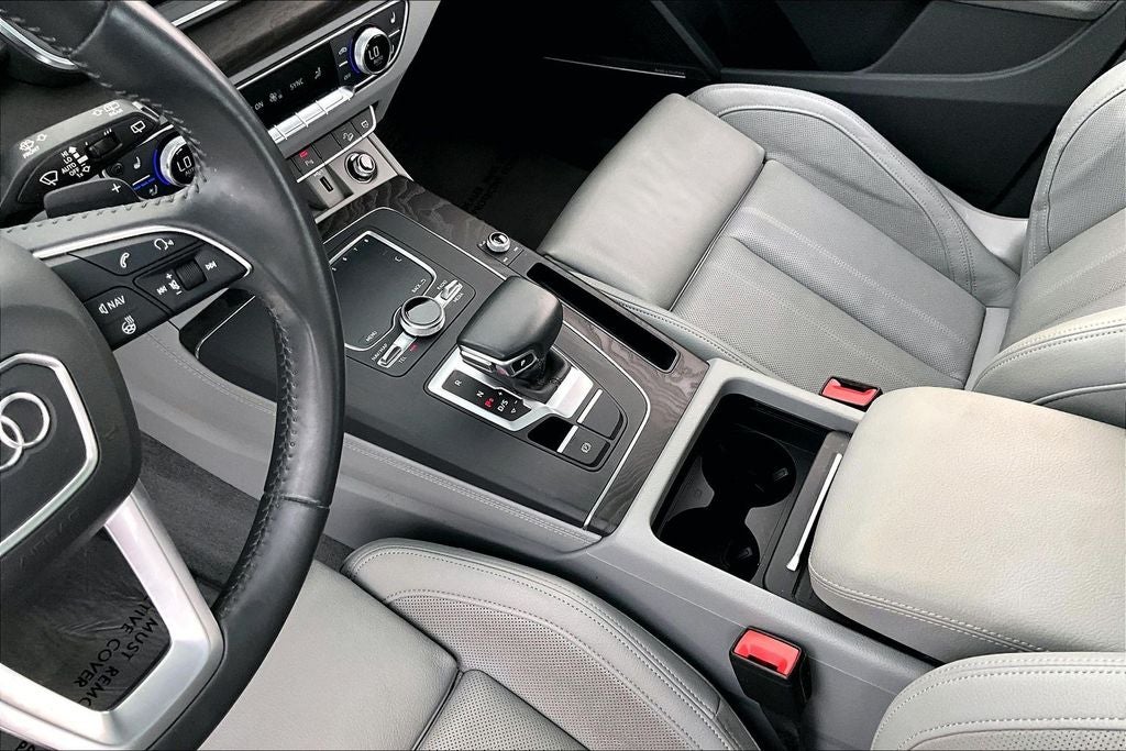 2020 Audi Q5 45 Prestige quattro