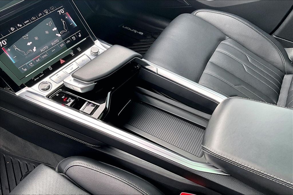 2024 Audi Q8 Sportback e-tron Prestige S line quattro