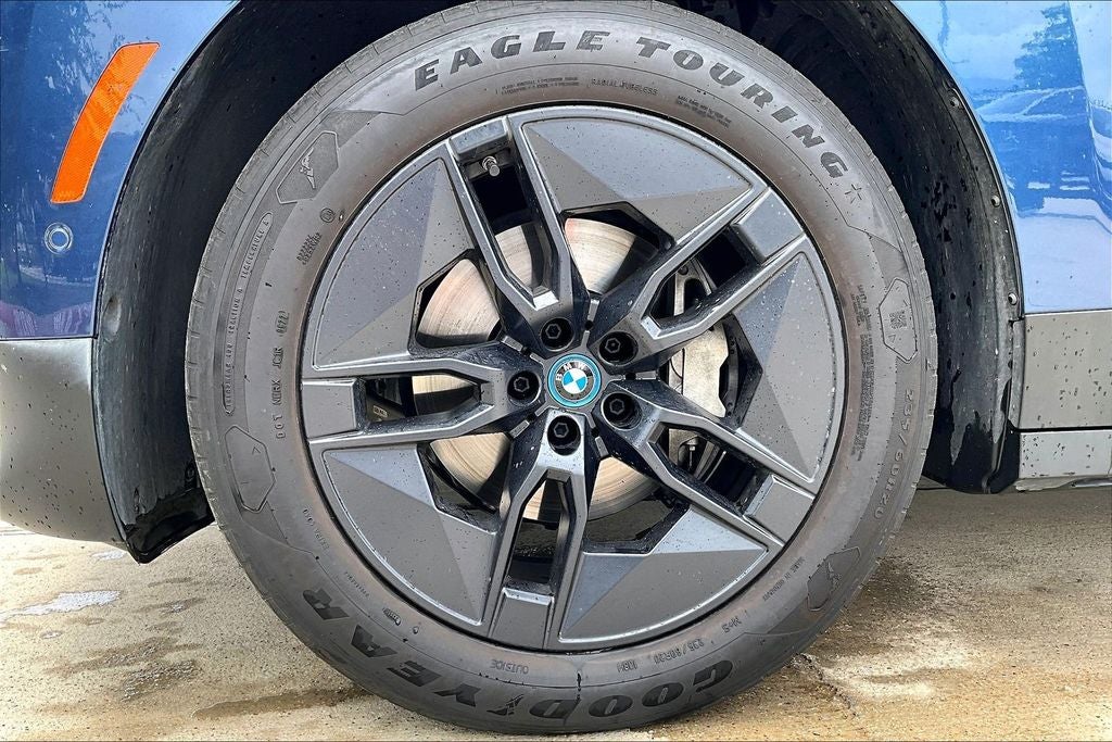2023 BMW iX xDrive50