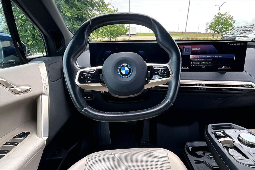 2023 BMW iX xDrive50