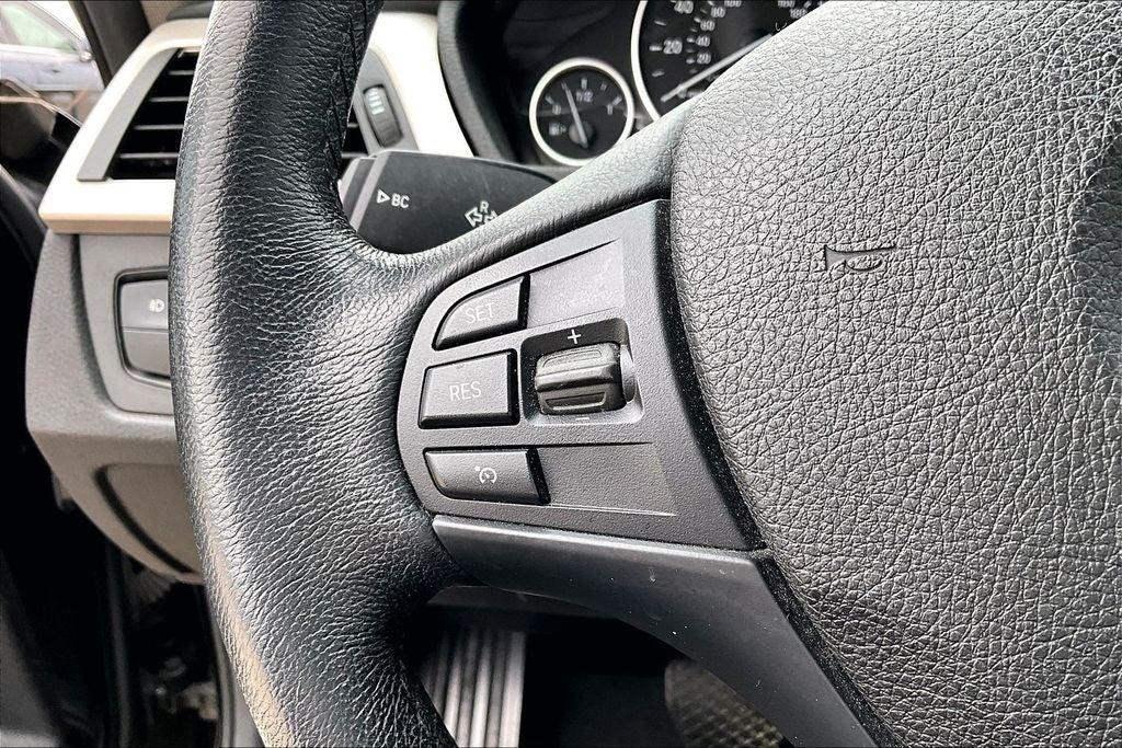 2018 BMW 3 Series 320i