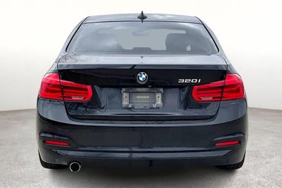 2018 BMW 3 Series 320i