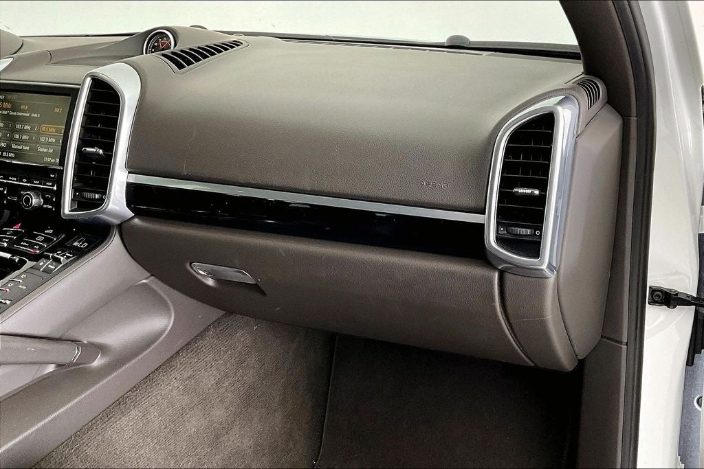 2016 Porsche Cayenne Base
