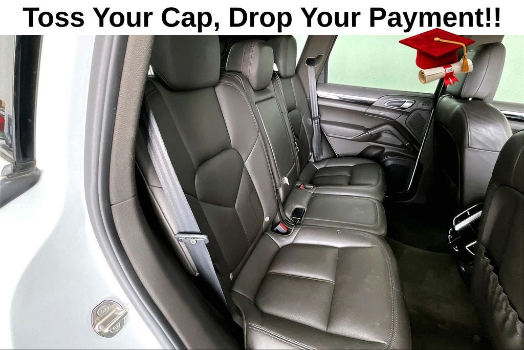 2016 Porsche Cayenne Base