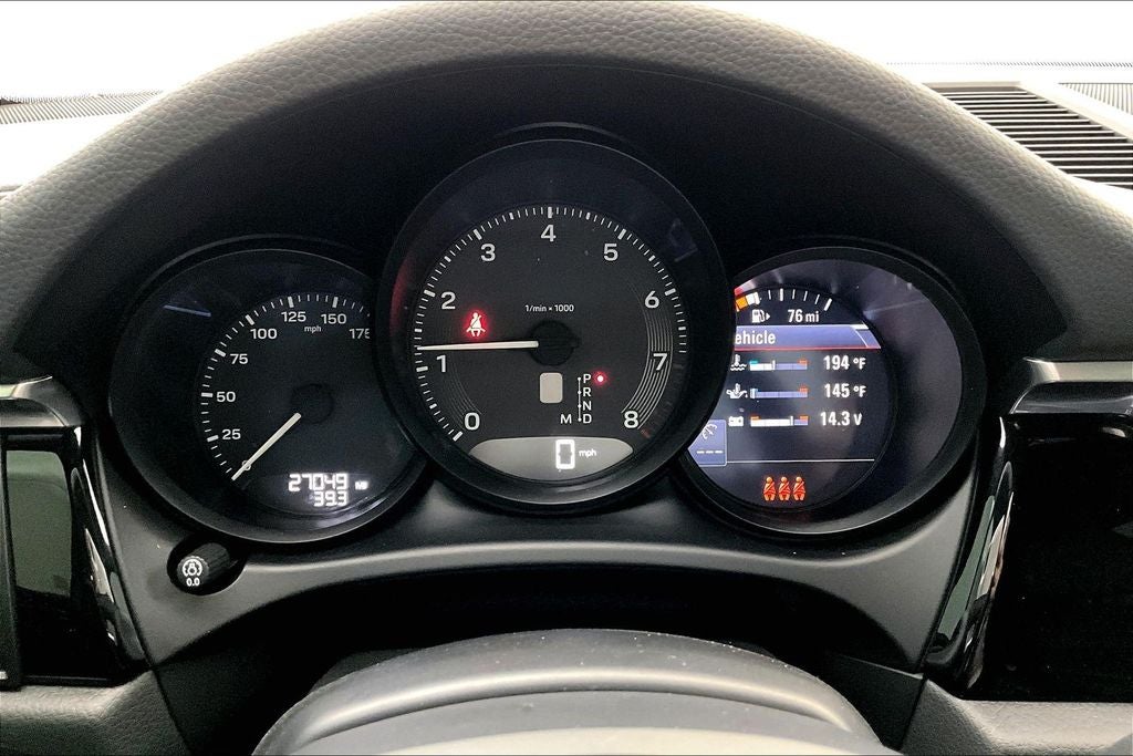 2024 Porsche Macan Base